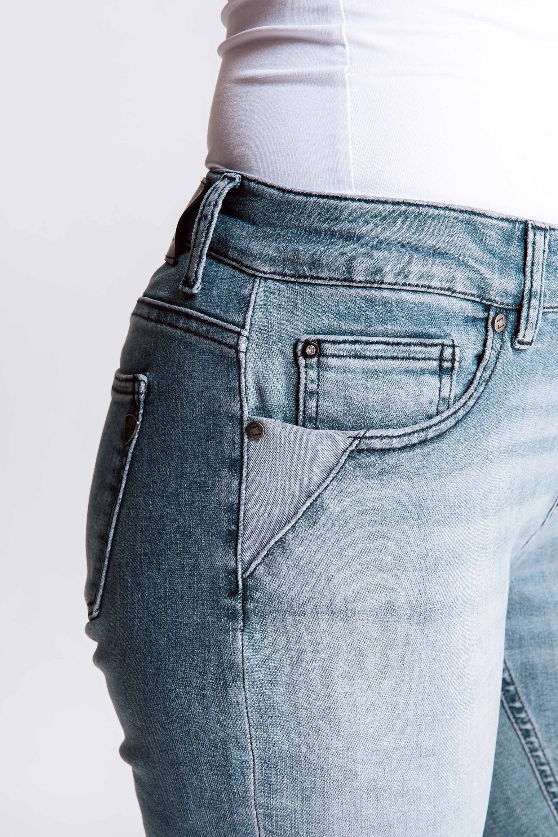 Zhrill Nova Jean | Blue