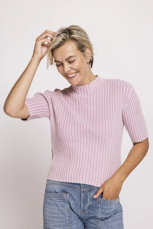 Zhrill Arden Short Sleeve Knit | Rose
