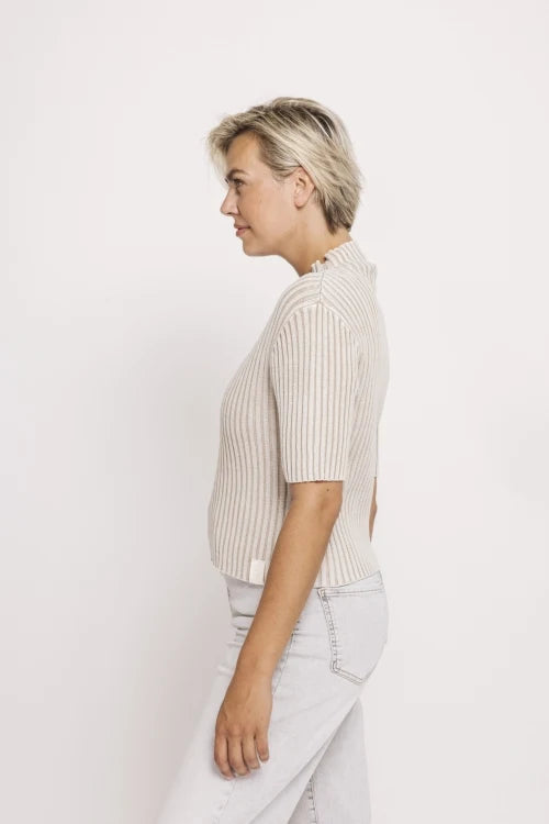 Zhrill Arden Short Sleeve Knit | Sand