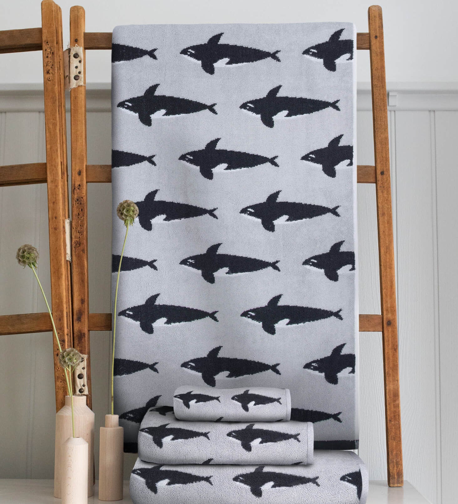 anorak_orca_towels4_f42f650a-c531-4a40-86f1-e65c0ae6bc3b.jpg