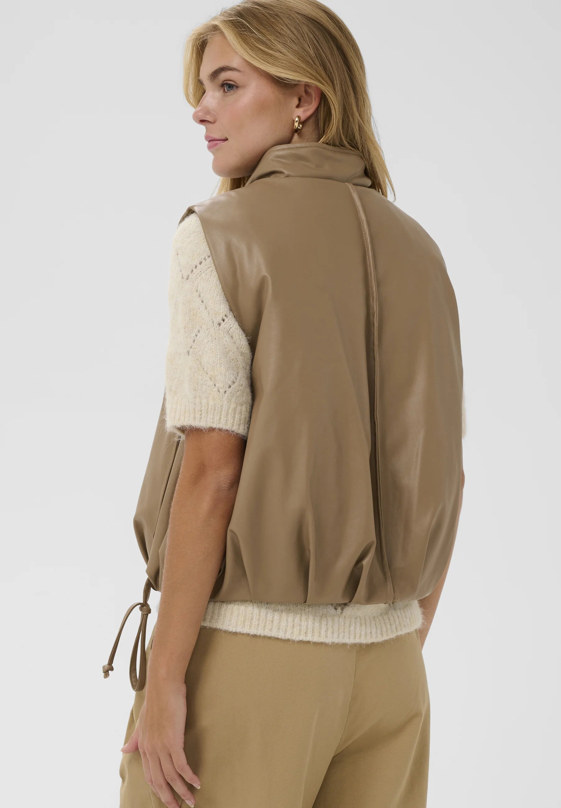 St Tropez Payden Vest | Tigers Eye