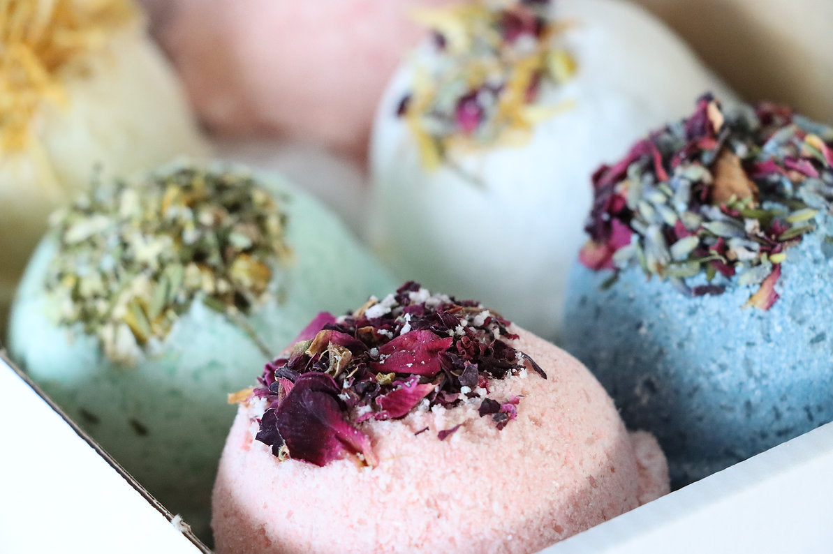 Botanical Bath Bomb Gift Box | Set Of 6