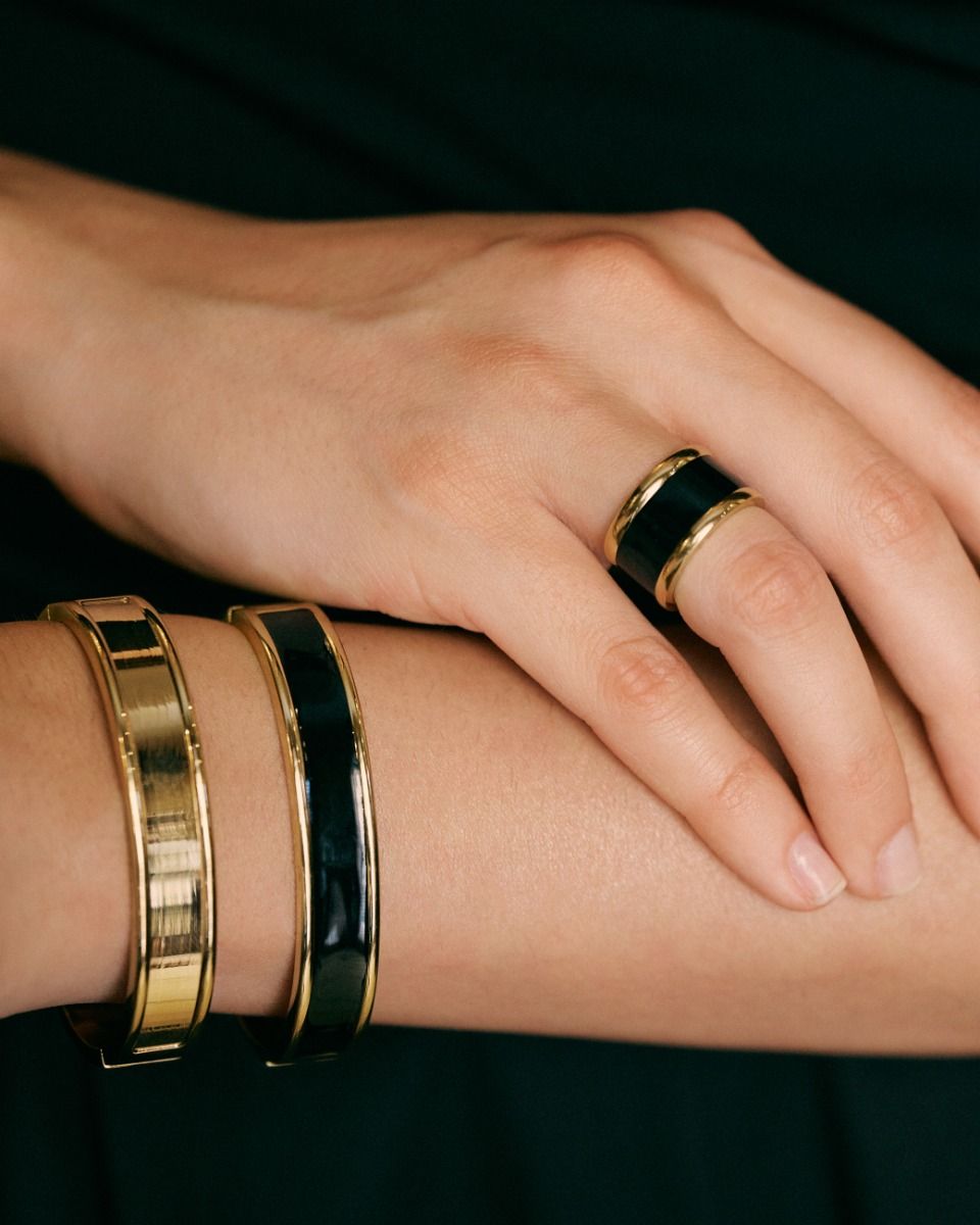 Edblad Frame Enamel Ring | Black Gold