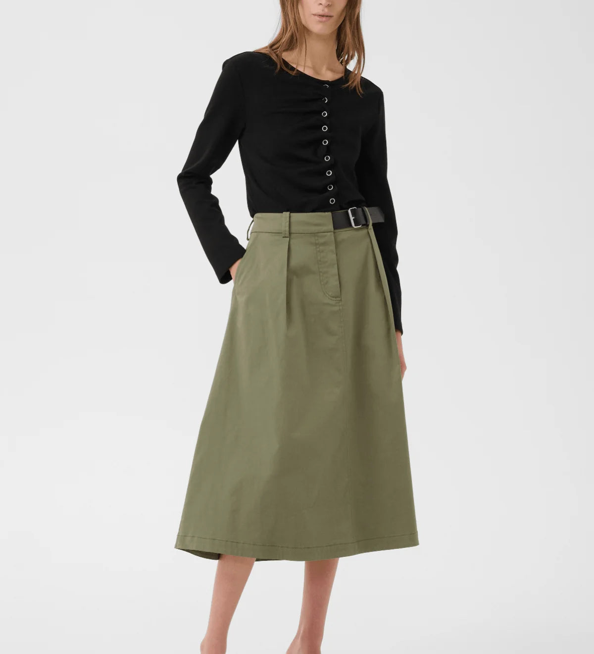eginaskirt-karenbysimonsen-treasureboxnz_6_2000x_302a2b37-2778-433e-a797-b7c72dd1b72d.webp
