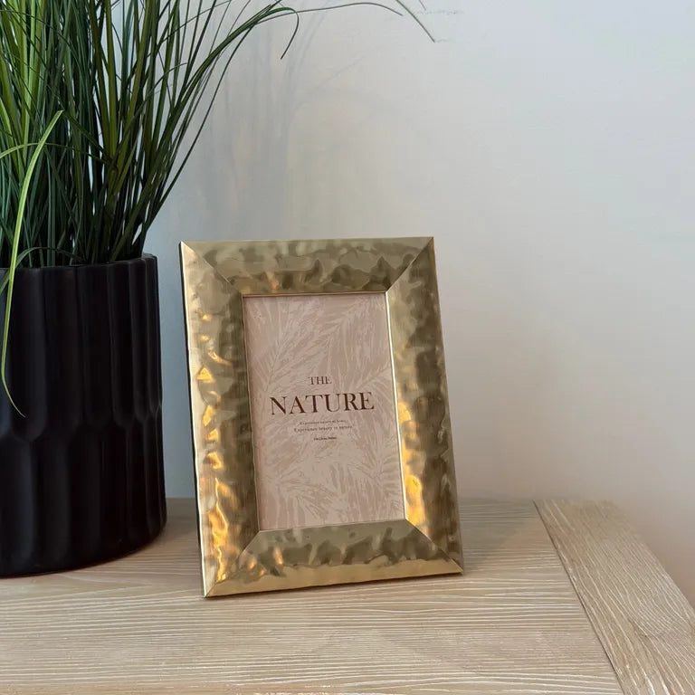 Hammered 4x6 Photo Frame | Gold