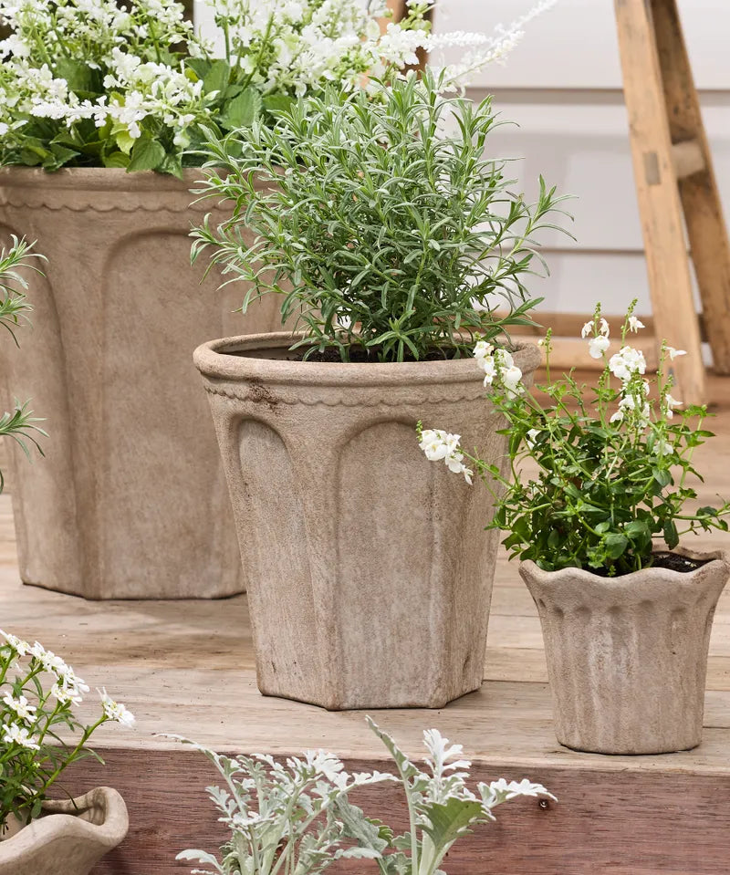 French Country Terra Arc Planter | Medium