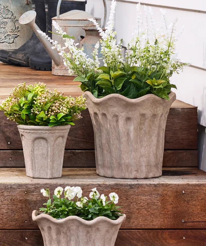 French Country Terra Fluted Planter | Large