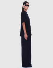 Ena Pelly Ivy Relaxed Tee | Centre Logo Black