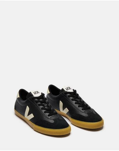 Veja Volley Pierre Leather Sneaker Unisex | Black White Natural Rubber
