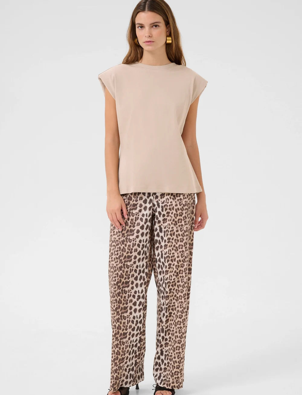 Karen By Simonsen Renee Sleeveless Top | Simply Taupe