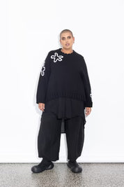 LaLA Daisy Jumper | Black