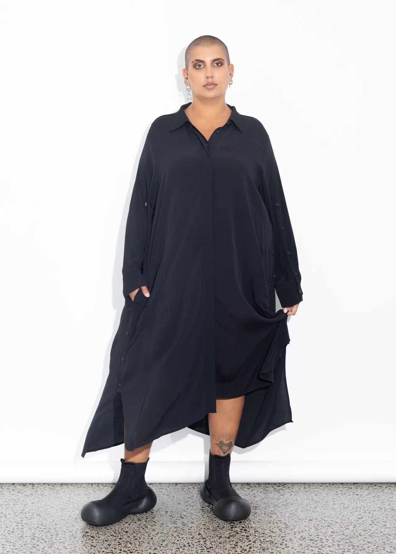 LaLA Buttons Shirt Dress | Black