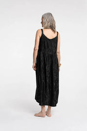 New Lands Marvel Dress | Black
