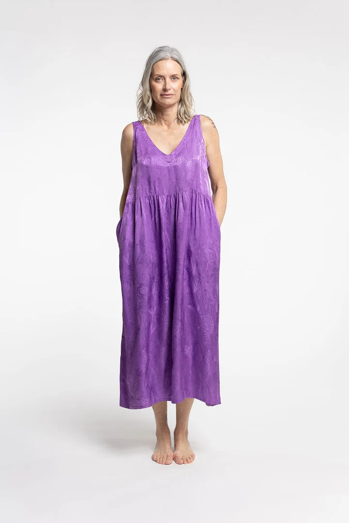 New Lands Marvel Dress | Purple