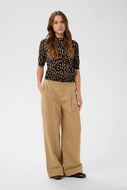 St Tropez Paloma Pullover | Tiger Eye Spotty Leopard