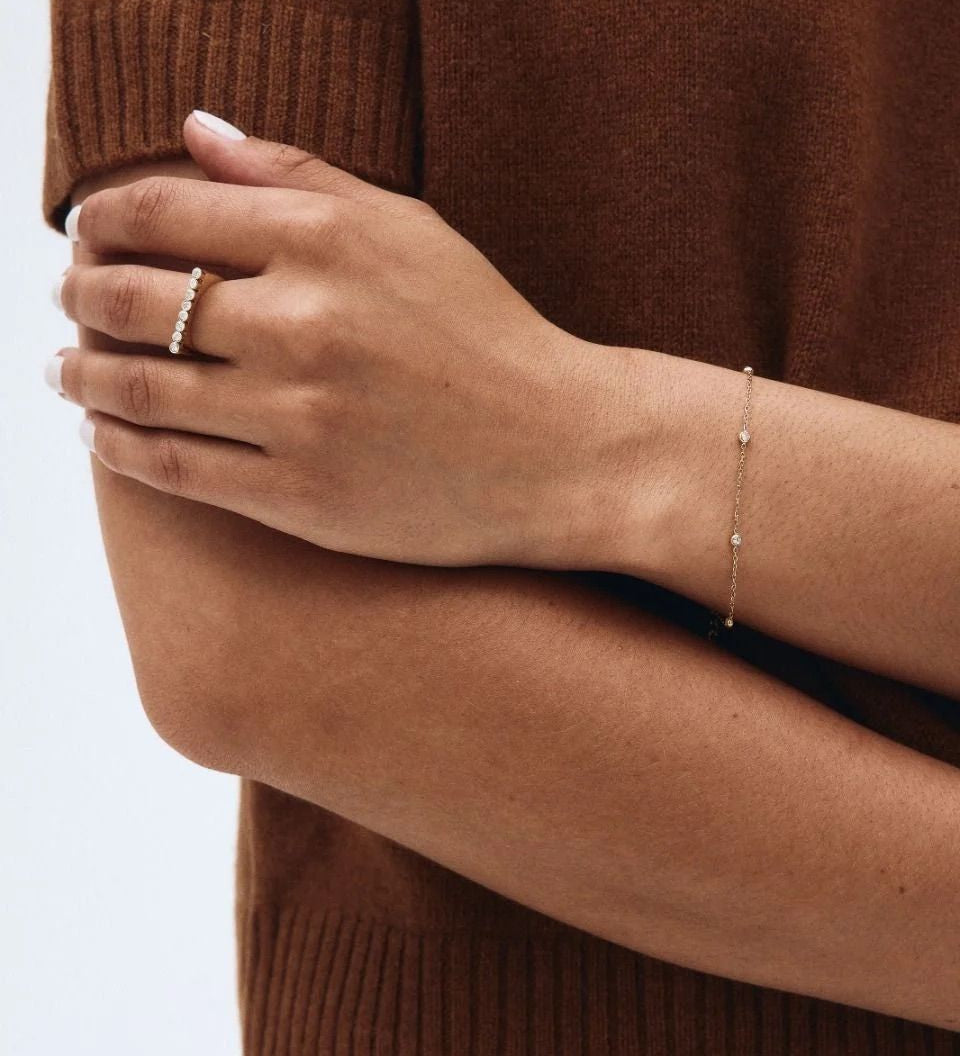 pdp-petite_bracelet_gold_twiggy_ring.jpg