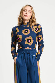 Pom Amsterdam Turtle Neck | Fleurs Parfaites