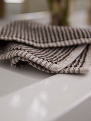 Citta Thin Stripe Cotton Face Cloth | Cocoa Bone
