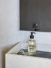 Compagnie de Provence Savon Liquid Marseille Soap | Sensitive Skin 300ml