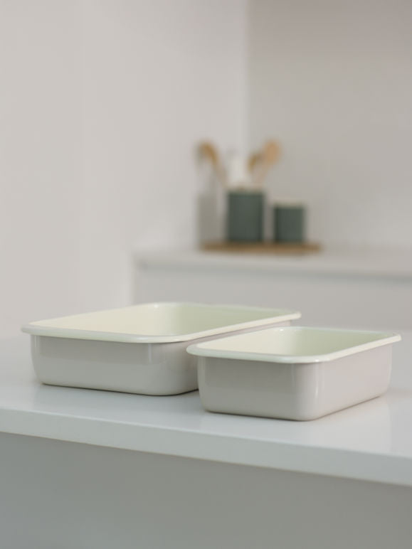 Citta Enamel Baking Tray | Light Grey Large