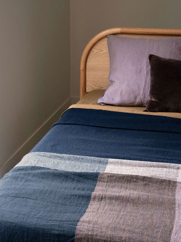 Citta Large Wool Blanket | Blue Black