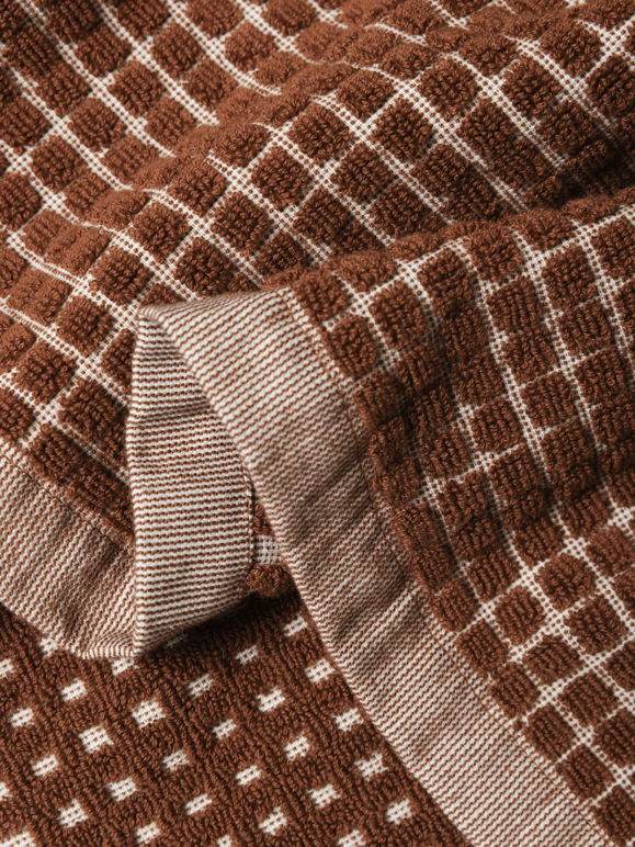 Citta Nero Bath Towel | Paprika Cream
