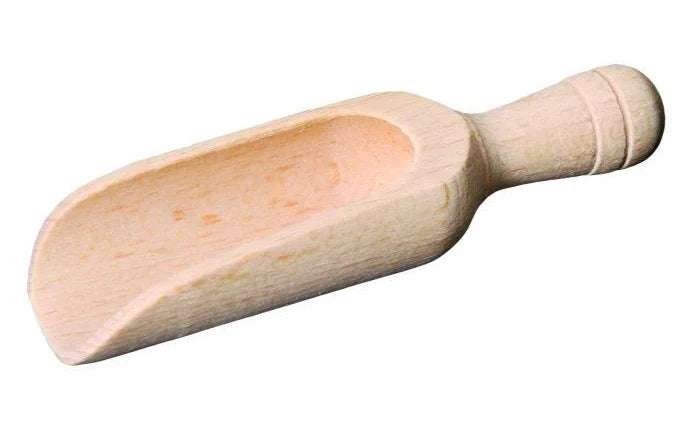 Dishy Beechwood Flat Scoop | 7cm