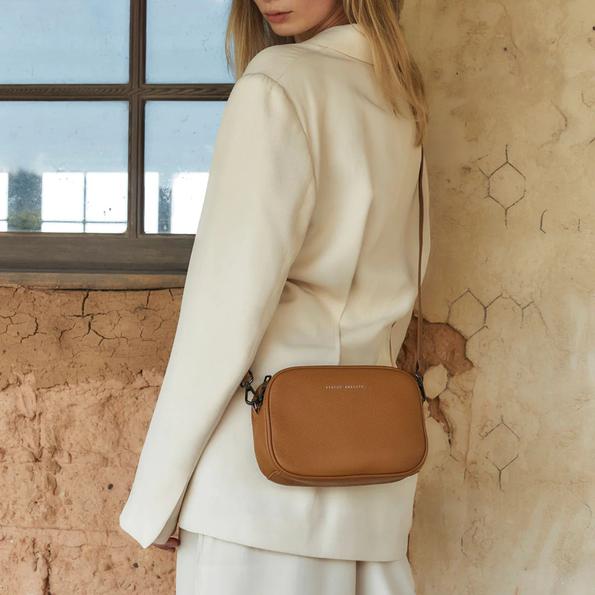 Status Anxiety Plunder Bag | Camel