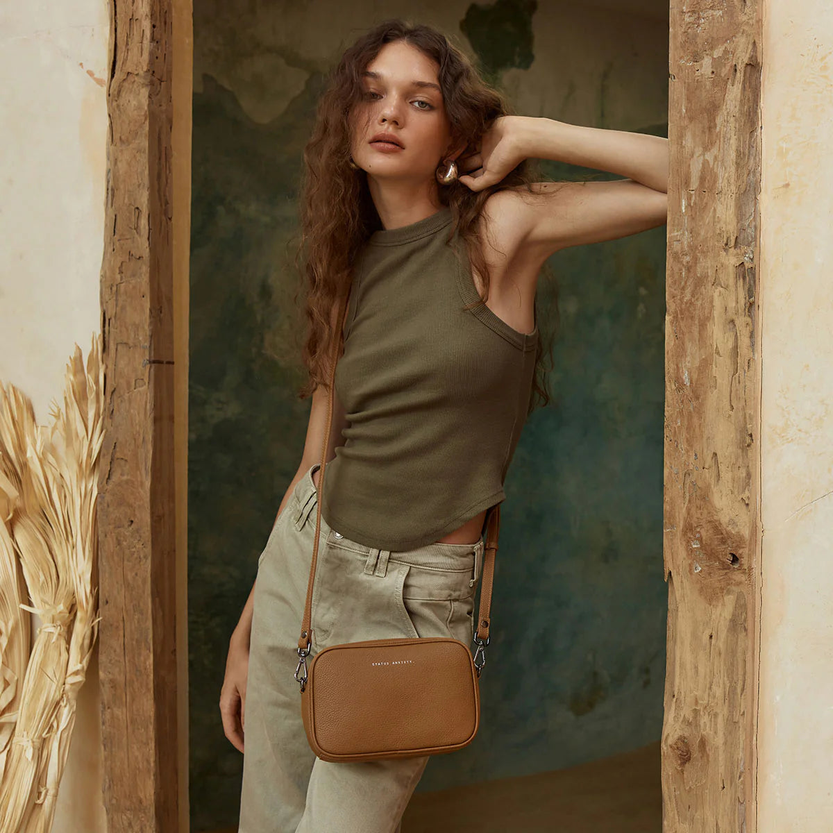Status Anxiety Plunder Bag | Camel