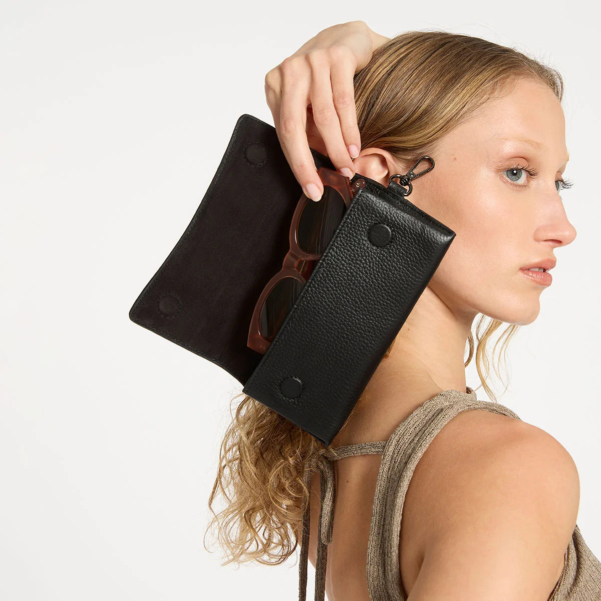 Status Anxiety Into The Ether Sunglasses Case | Black