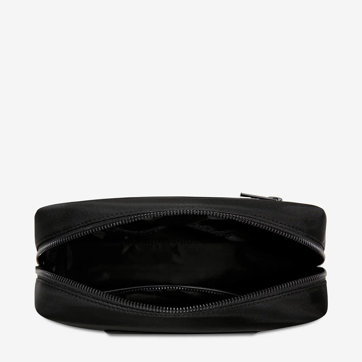 Status Anxiety Hunter Recycled Toiletry Bag | Medium Black