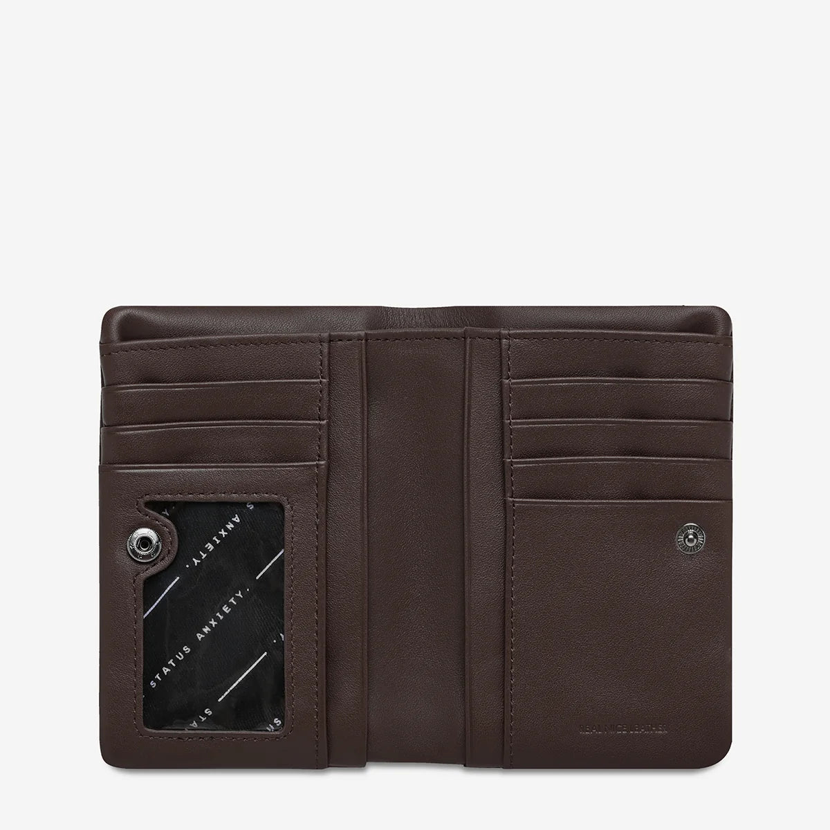 status-anxiety-wallet-is-now-better-cocoa-nappa-open.webp