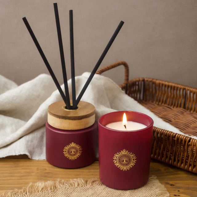 Sandalwood Country Club Candle 150g | Redwood and Amber