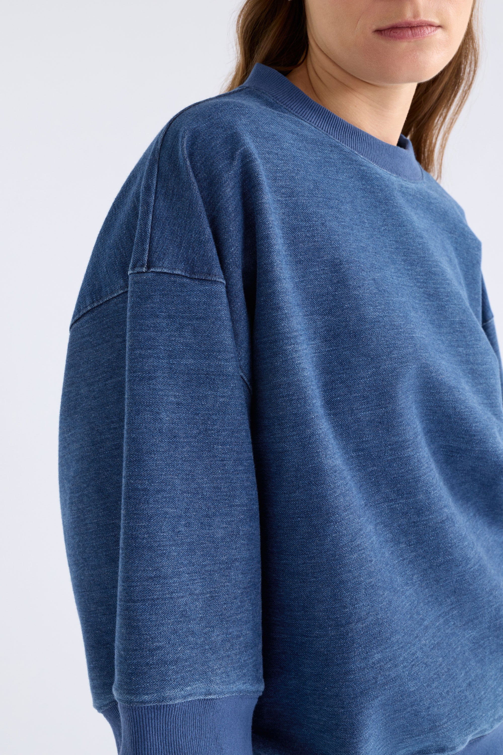 Elk Enfeld Tee | Mid Blue Wash