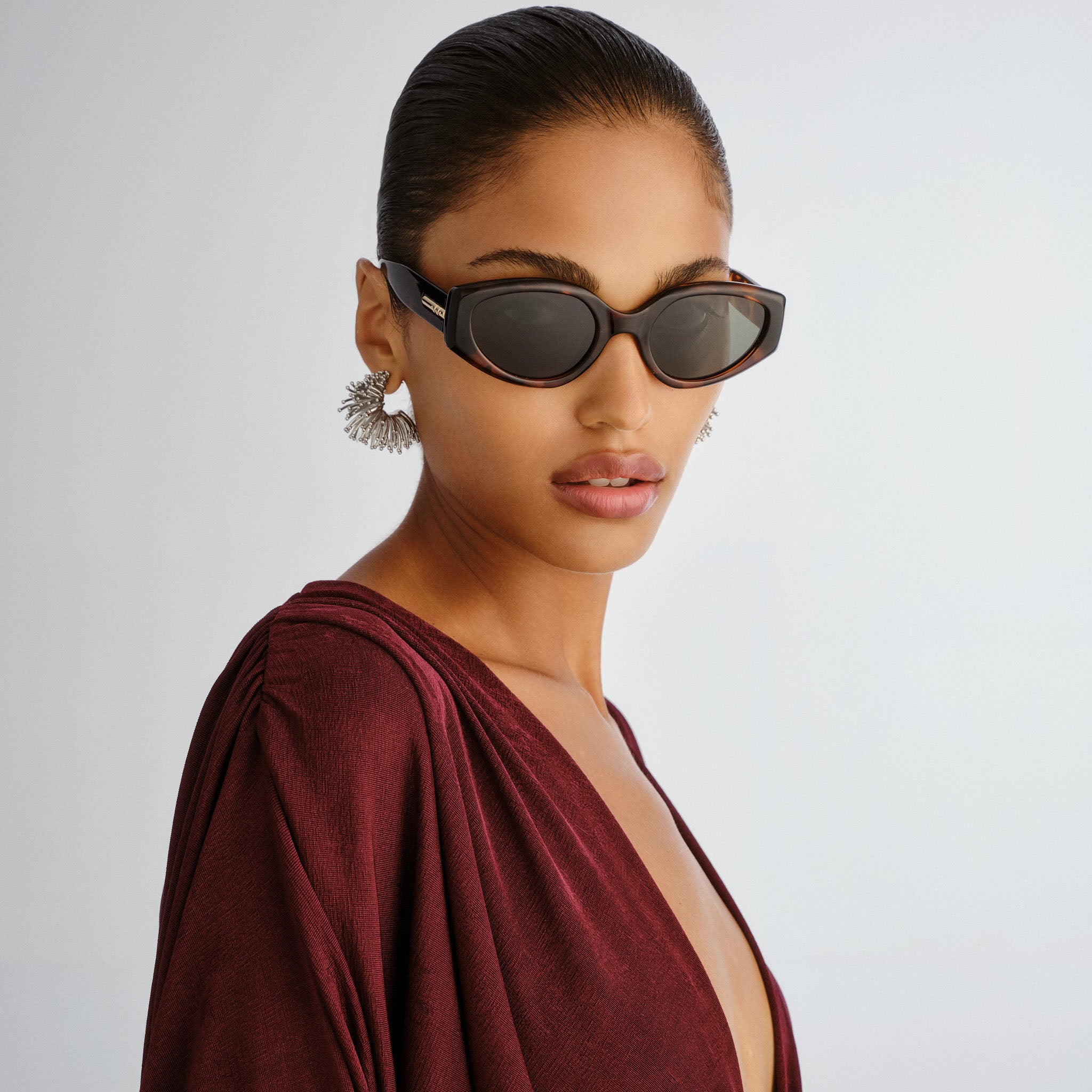 Le Specs Fevered Sunglasses | Tort