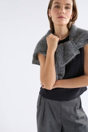 Elk Naya Vest | Black