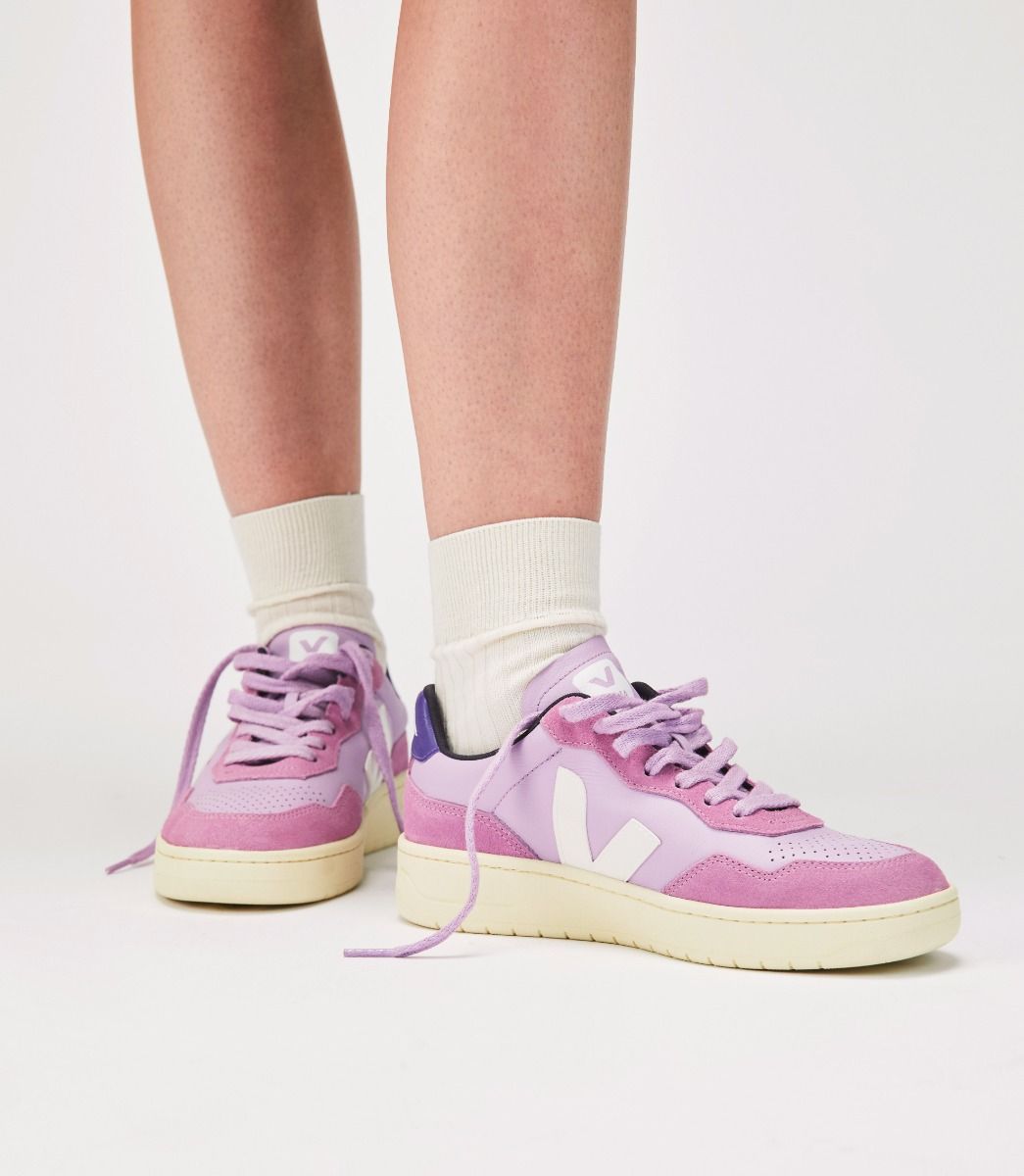 Veja V-90 Leather Sneaker | Orchid White