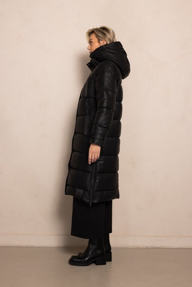 Zhrill Isi Max Jacket | Black