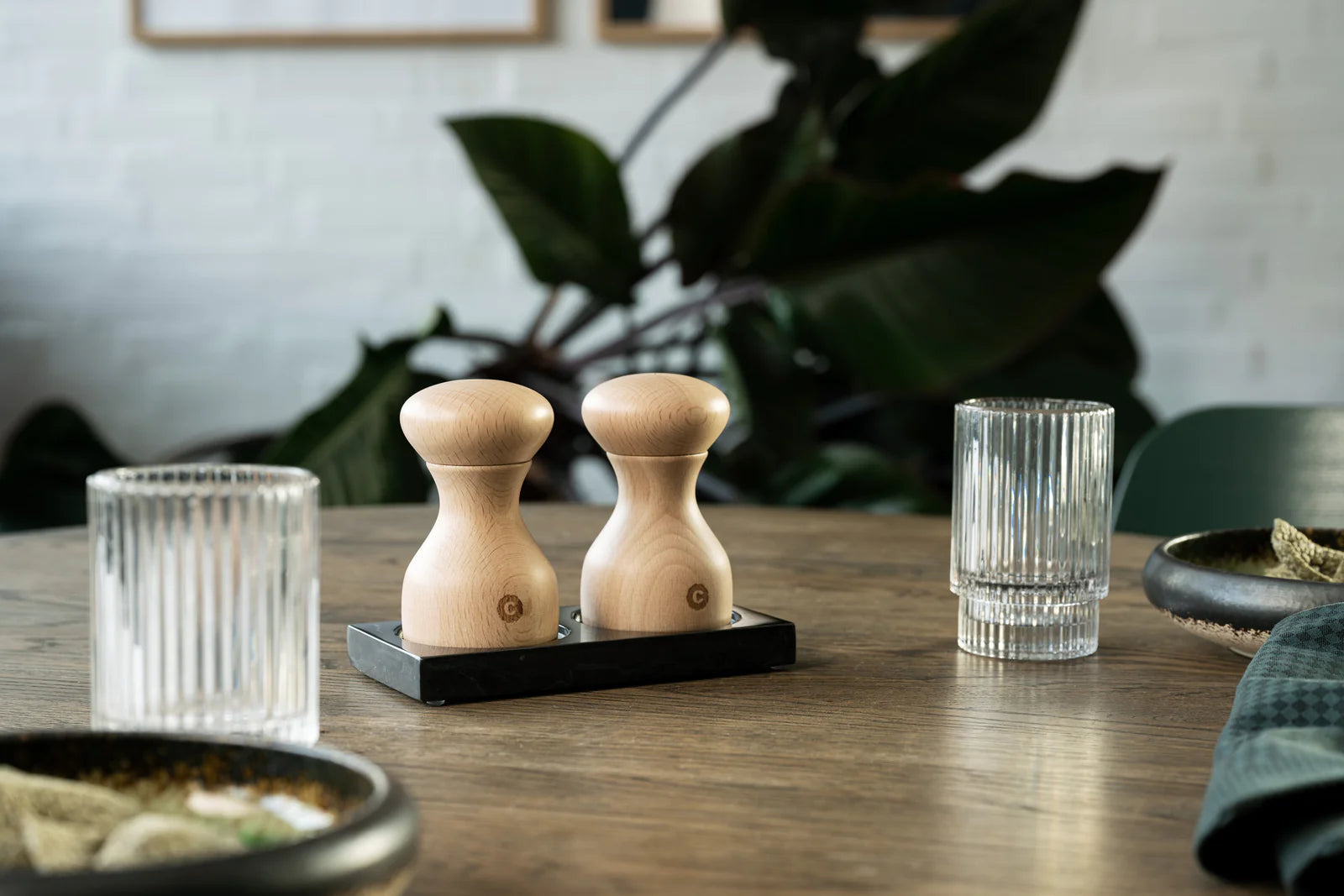 Crush Grind Lyon Mill Set of 2